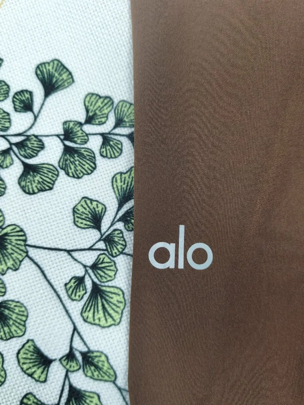 ALO Yoga Straight Leg Espresso Pants💌Modern Timeless Closet Favorite Regular🍰